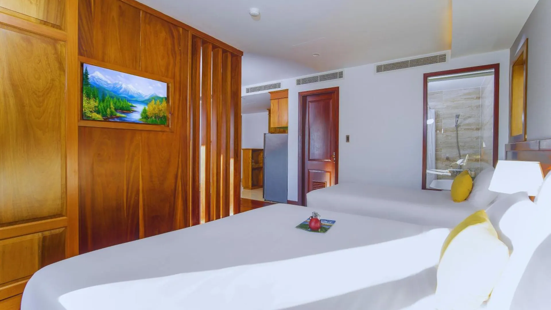 Sunny Ocean Hotel & Spa Da Nang