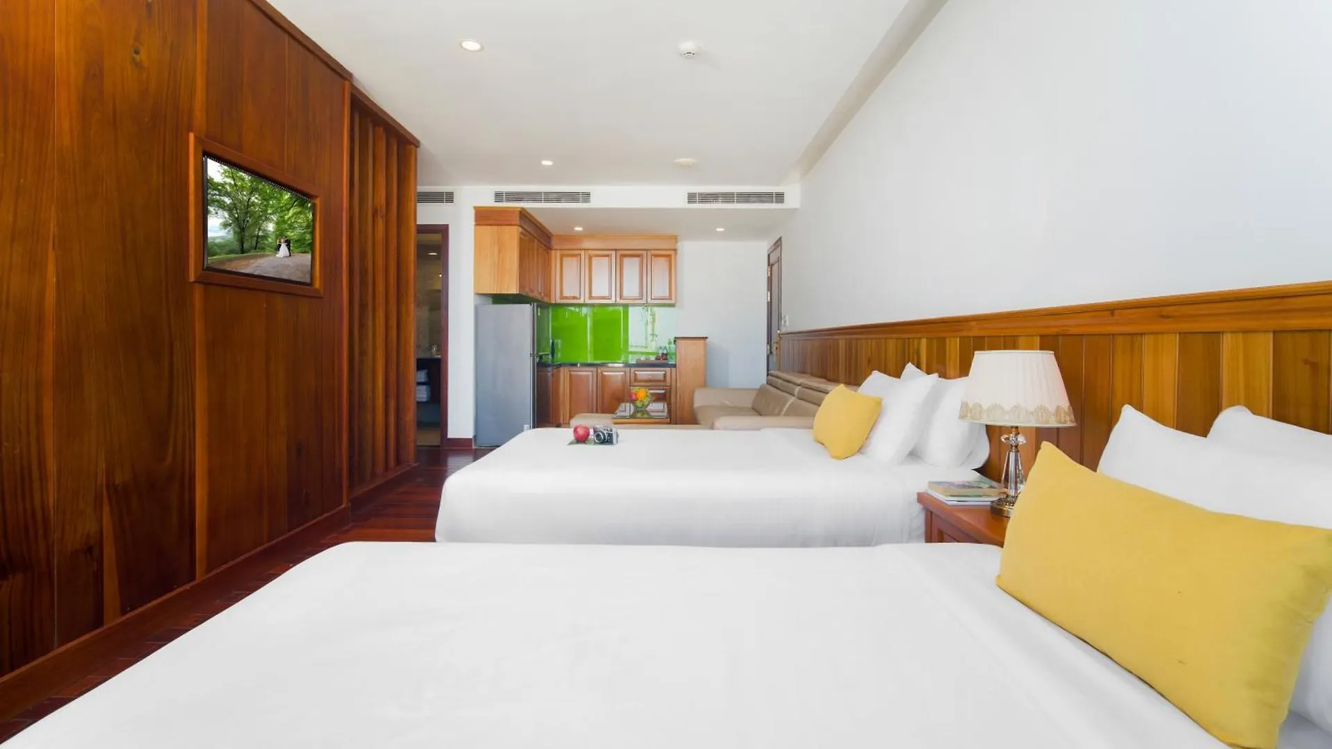 Sunny Ocean Hotel & Spa Da Nang