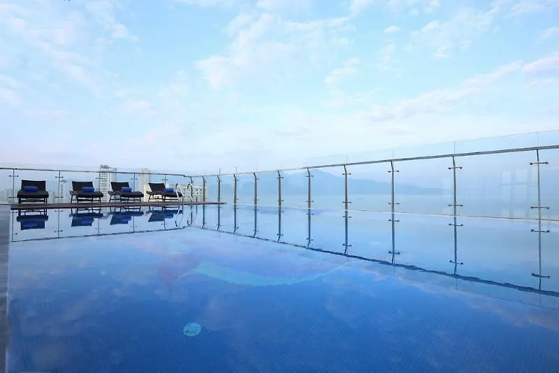 ****  Sunny Ocean Hotel & Spa Da Nang Vietnam