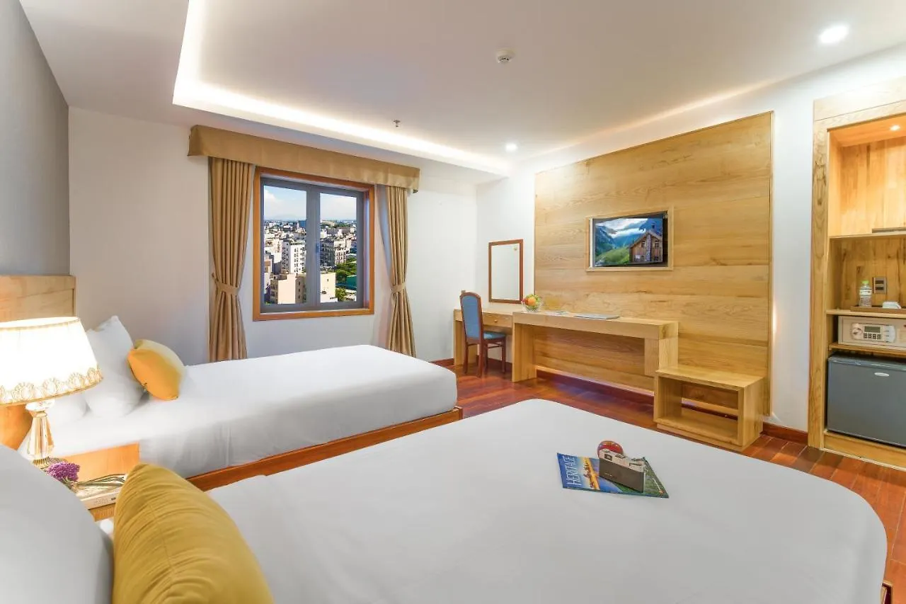 Sunny Ocean Hotel & Spa Da Nang