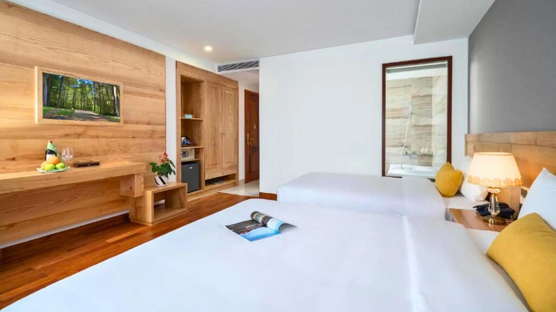 Sunny Ocean Hotel & Spa Da Nang
